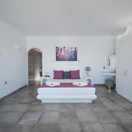 Vitsentzos Suites Imerovígli Extérieur photo