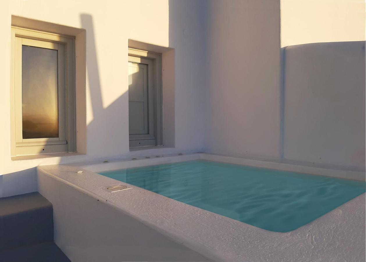 Vitsentzos Suites Imerovígli Extérieur photo