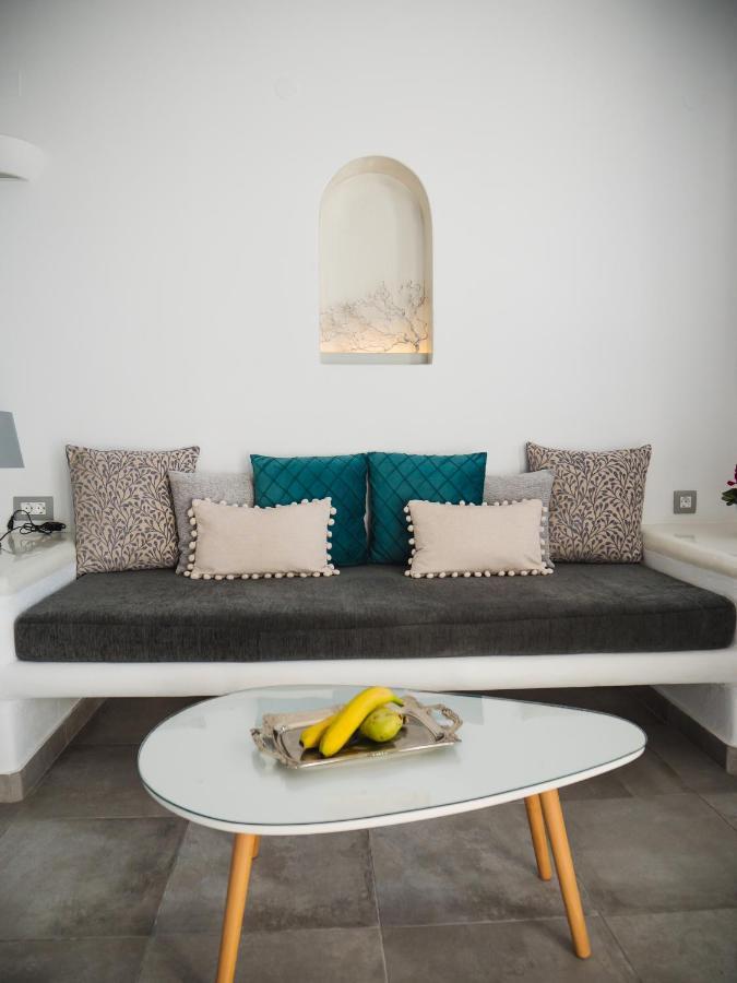 Vitsentzos Suites Imerovígli Extérieur photo