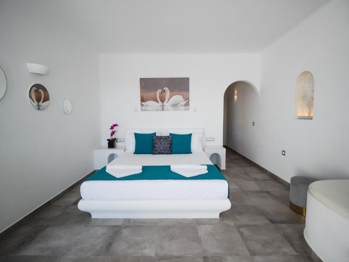 Vitsentzos Suites Imerovígli Extérieur photo