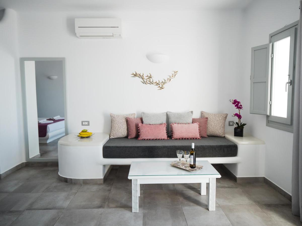 Vitsentzos Suites Imerovígli Extérieur photo