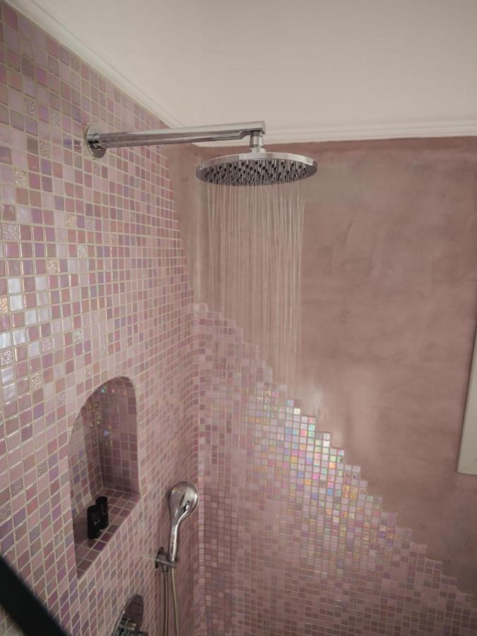 Vitsentzos Suites Imerovígli Extérieur photo